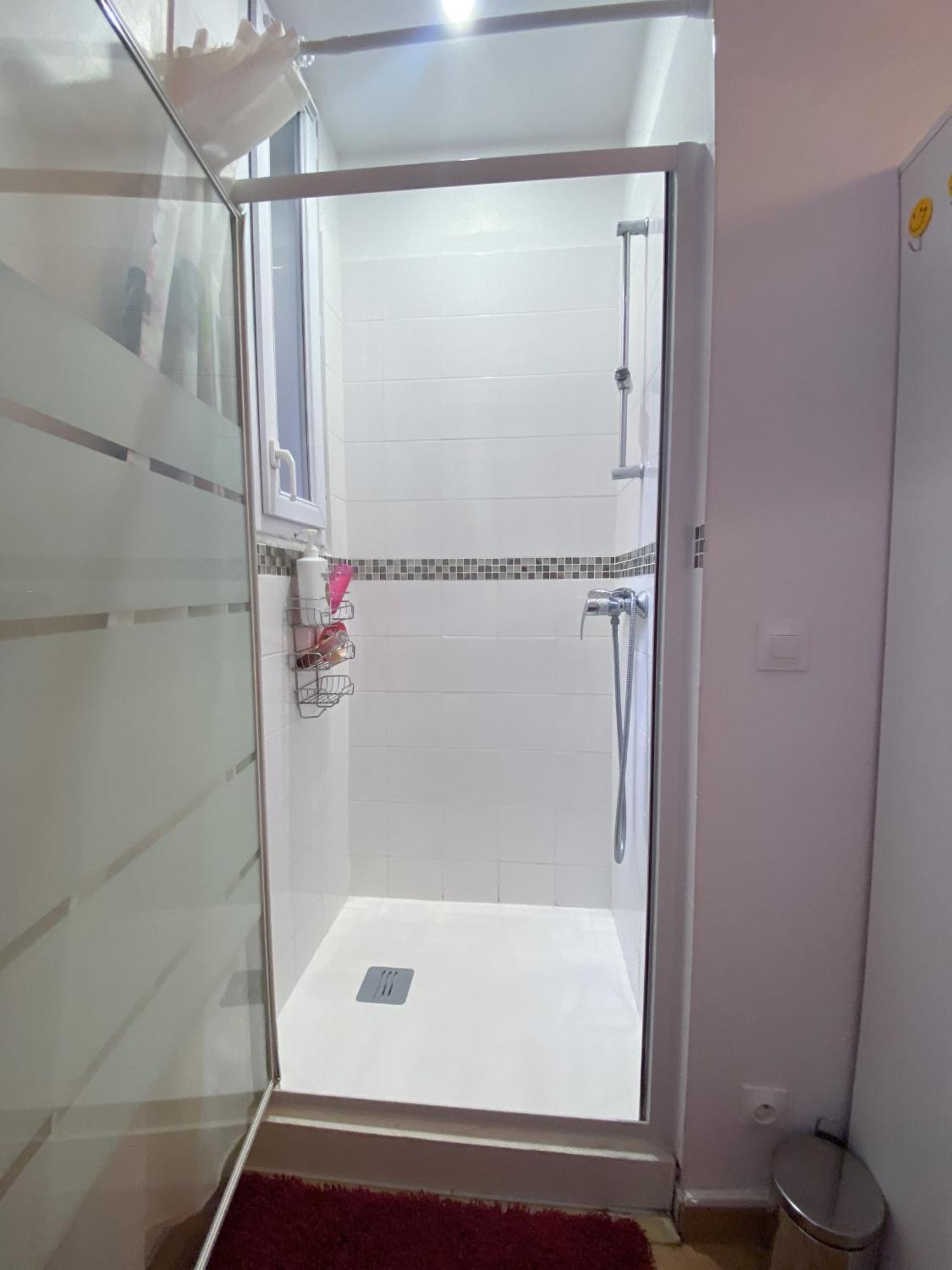 Nice Apartment Ideal To Visit Paris Clichy Kültér fotó
